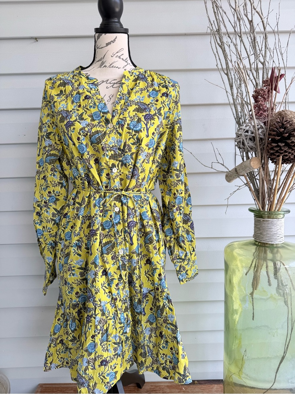 Ro's Garden Ines Poplin Mini Dress |
Anthropologie. Size L